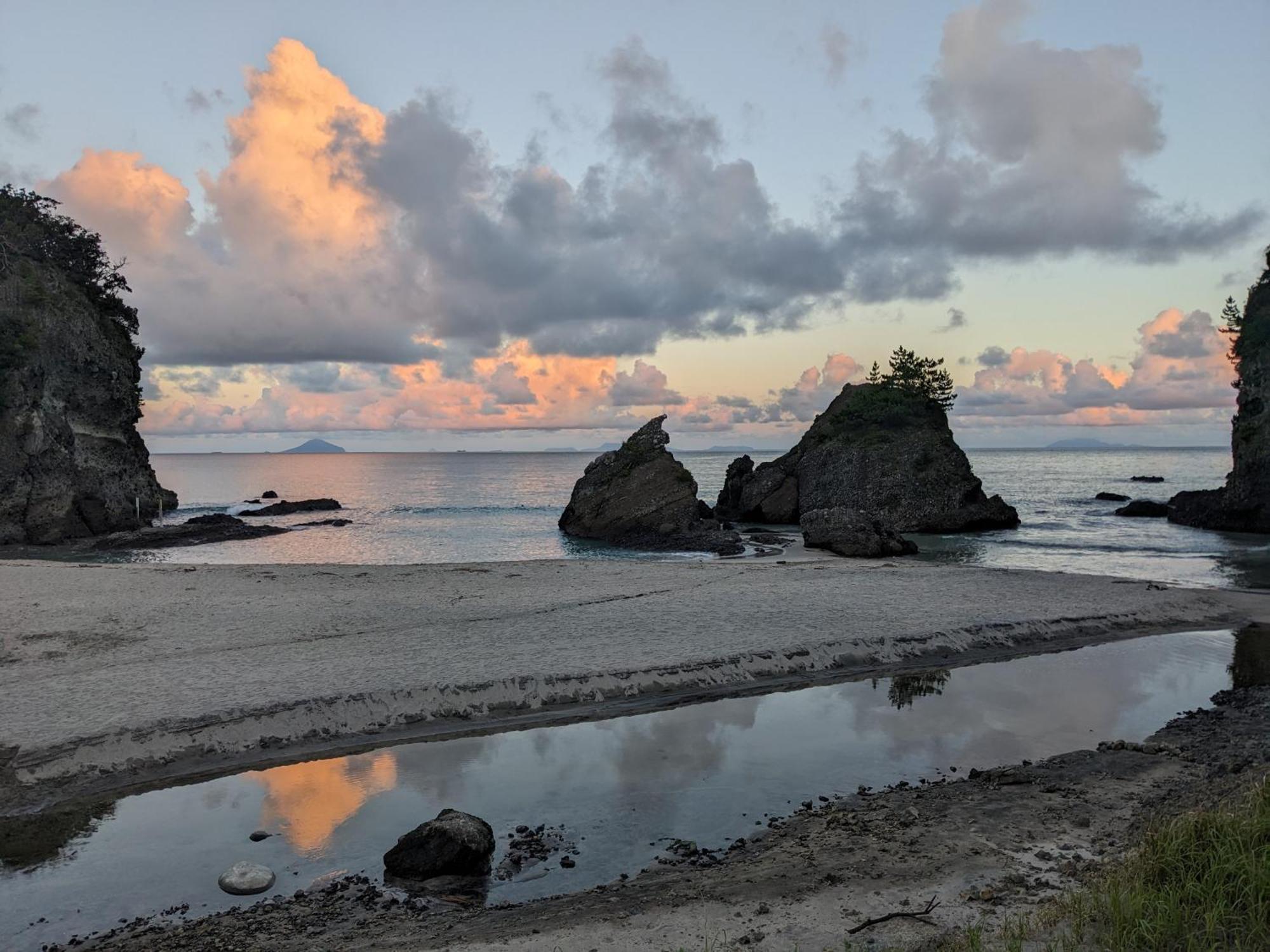 The Surf Lodge White Beach Shimoda  Εξωτερικό φωτογραφία